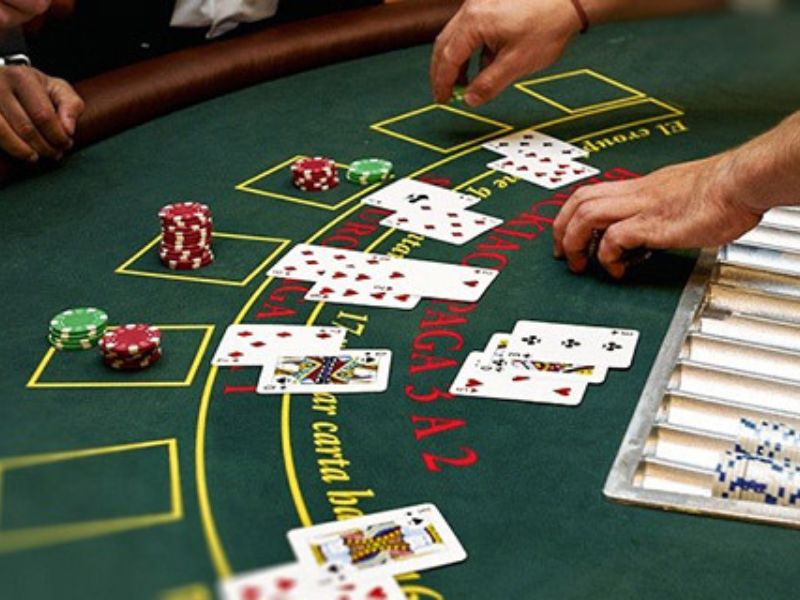 Người chơi cần đưa ra các lựa chọn thông minh để chiến thắng trong Poker